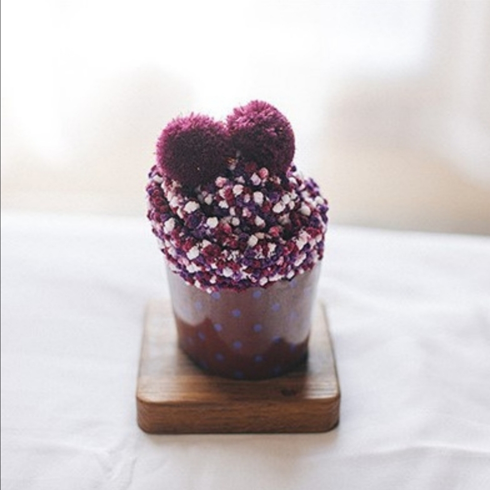 Raspberry Cozy Cup Cake Cotton Socks